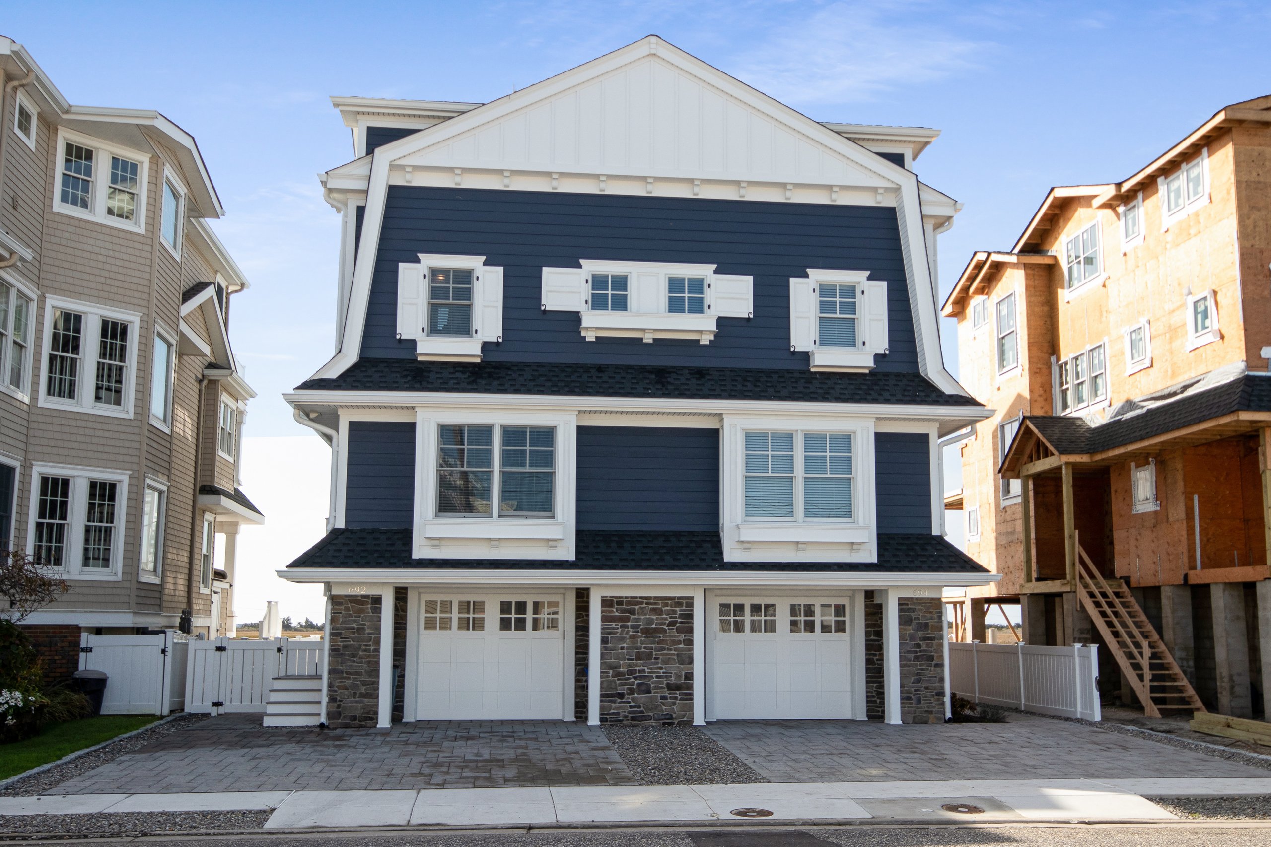 Victory Vista - front exterior