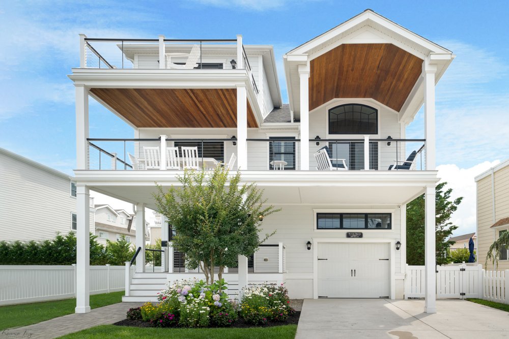 Victory Breeze - front exterior